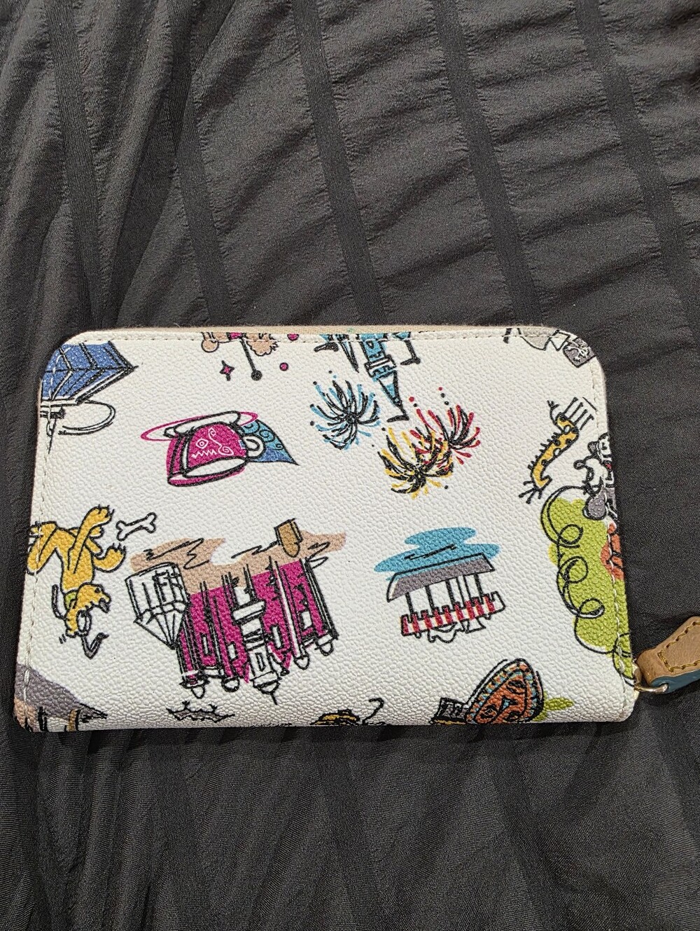 Dooney & Bourke White Multi Disney Sketch Zip Wallet - Picture 9 of 12